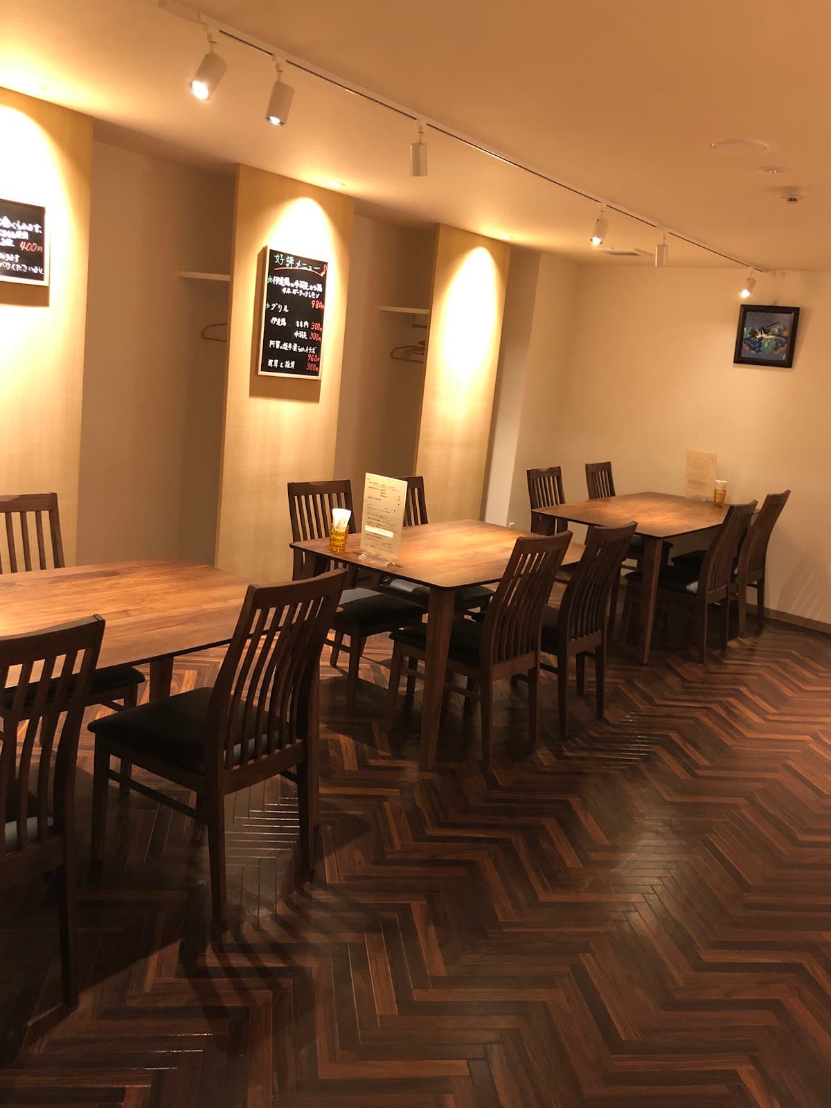 青桐の店舗写真